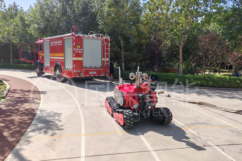 吐魯番某消防救援隊電動四驅(qū)機器人驗收通過