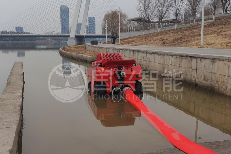 陜西省某消防救援隊(duì)排澇機(jī)器人批量交付