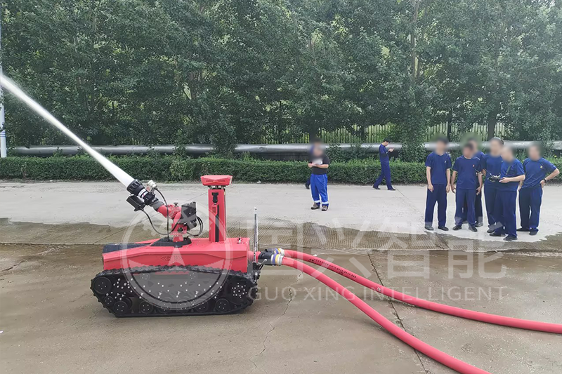 鶴崗某消防救援隊防爆偵檢機器人驗收完成